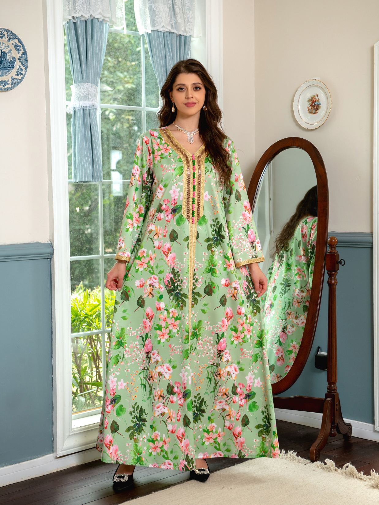 عبايه نسائى مستورده - الصورة 2